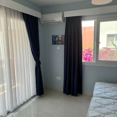 Апартаменты Royal Sun Agios Georgios (Famagusta)